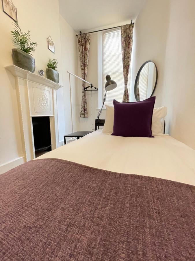 Central Located Two Bedroom Suite Bristol Eksteriør billede