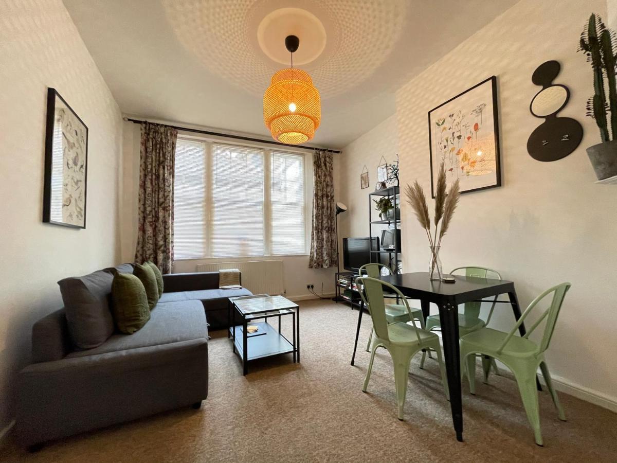 Central Located Two Bedroom Suite Bristol Eksteriør billede